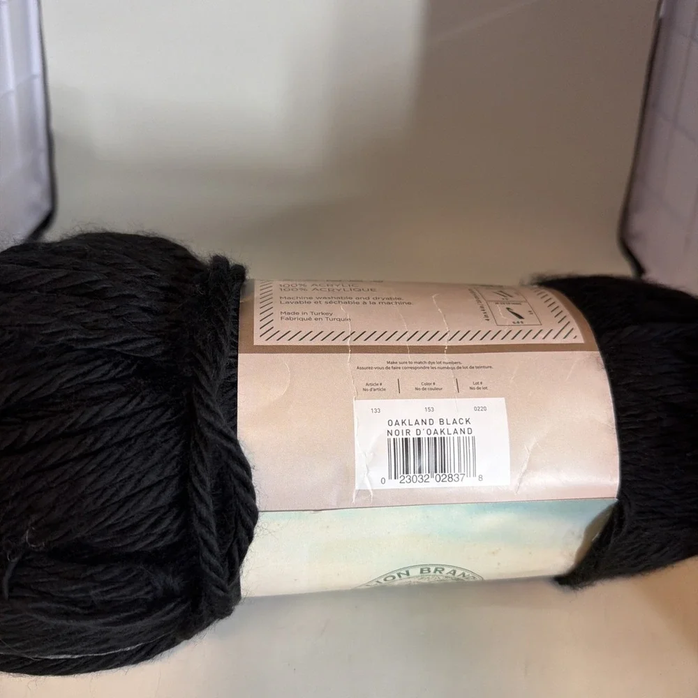 NEW Lion Brand Yarn Hometown Bonus Bundle Yarn Oakland Black 1 Skein
